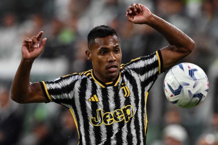 Tifosi al limite Alex Sandro alla gogna